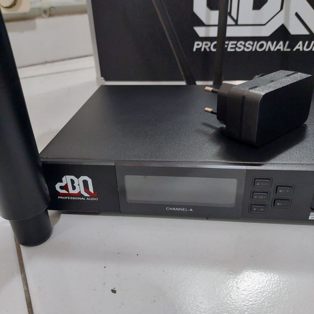 mic wireless DBQ Q8 original black edition
