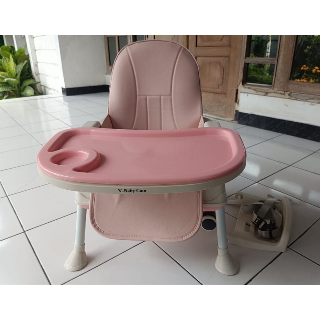 kursi makan bayi