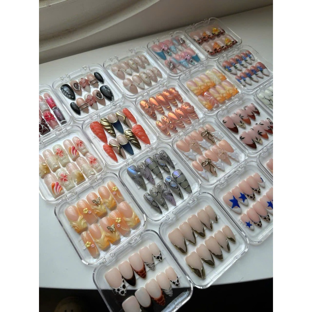 Press On Nails