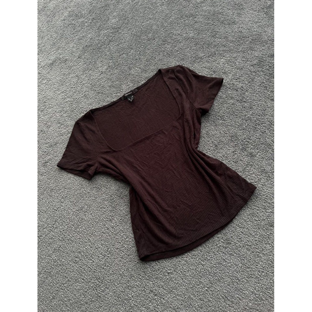 Atasan hitam basic leher kotak