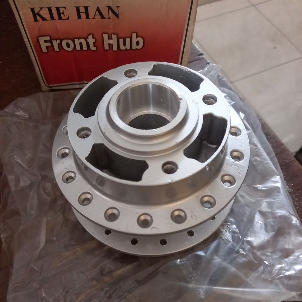 Tromol depan Jupiter MX