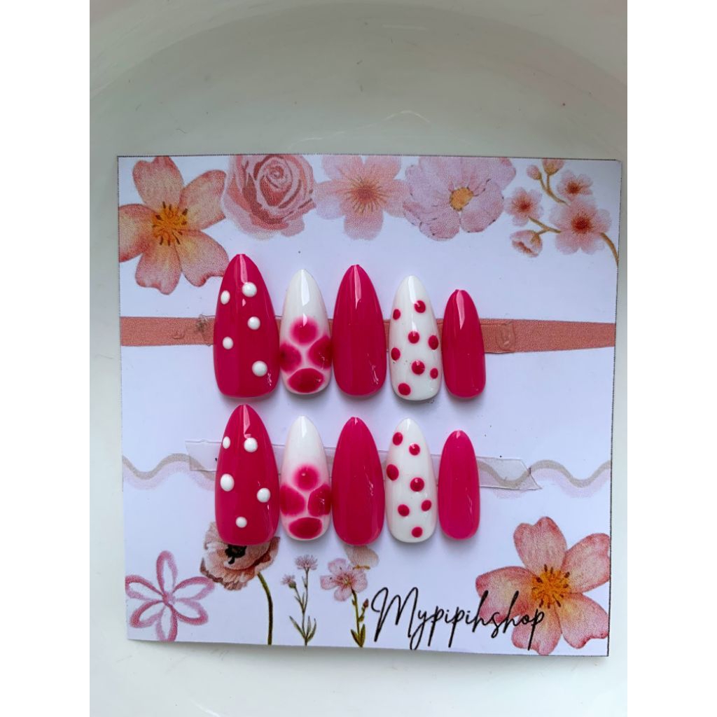 Press on nails polkadot pink