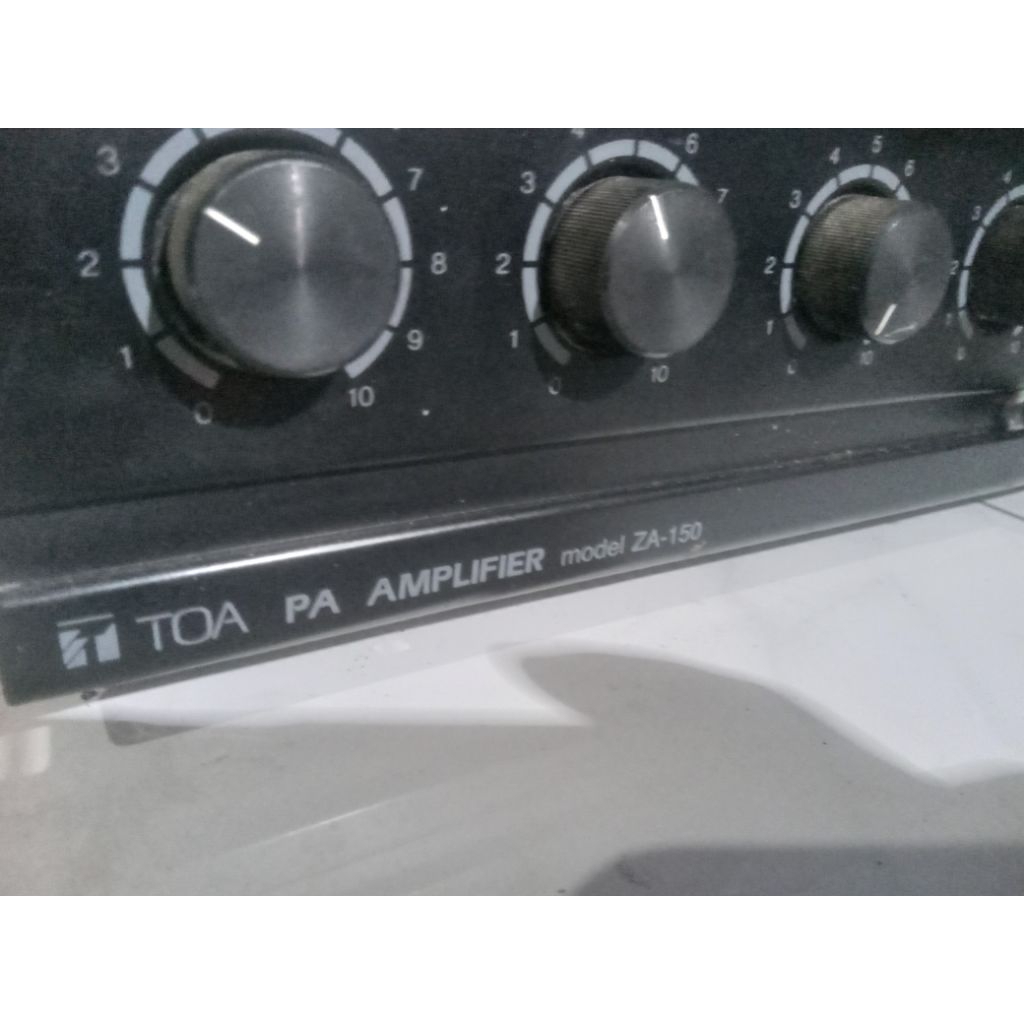 Amplifier TOA ZA-150 second Normal