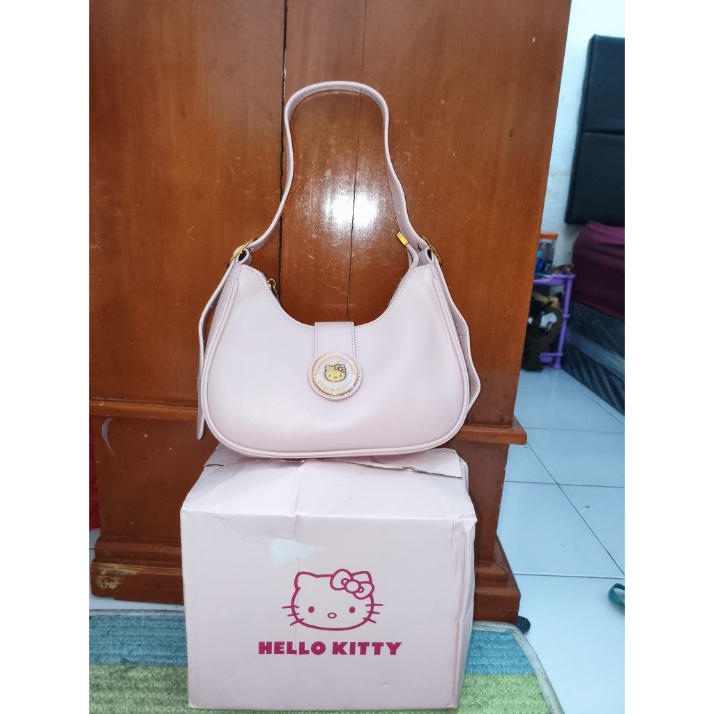 Hand bag