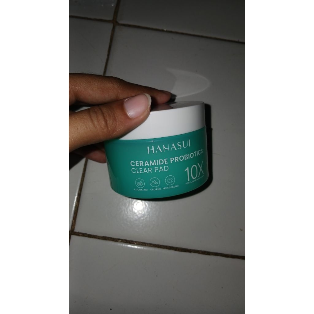 exfoliati pad hanasui