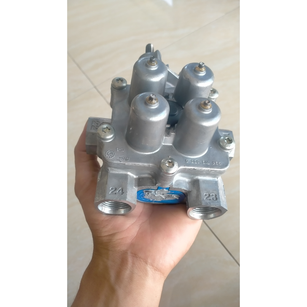 9347141610 PROTECTIVE VALVE WABCO