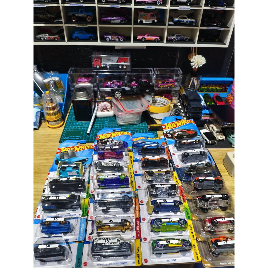 take all 25 pcs hotwheels