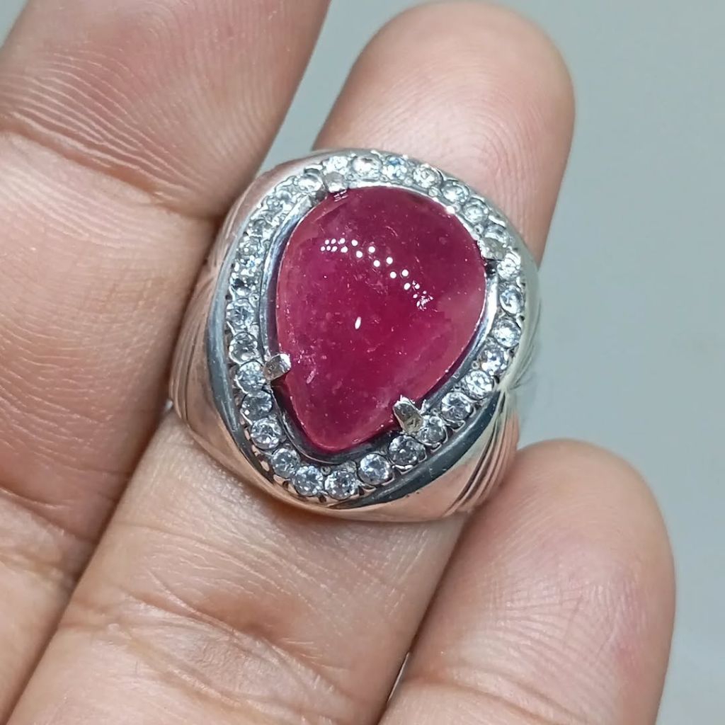 Cincin Pria Ruby Tanzania Perak 925
