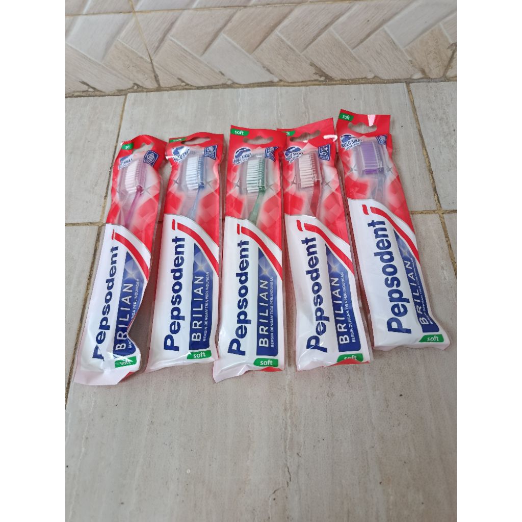 Sikat pepsodent soft
