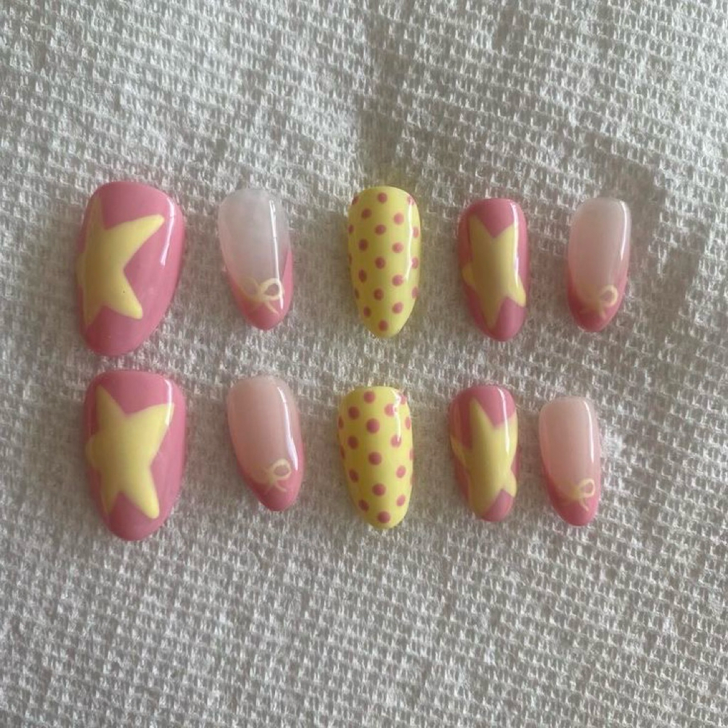 custom press on nails