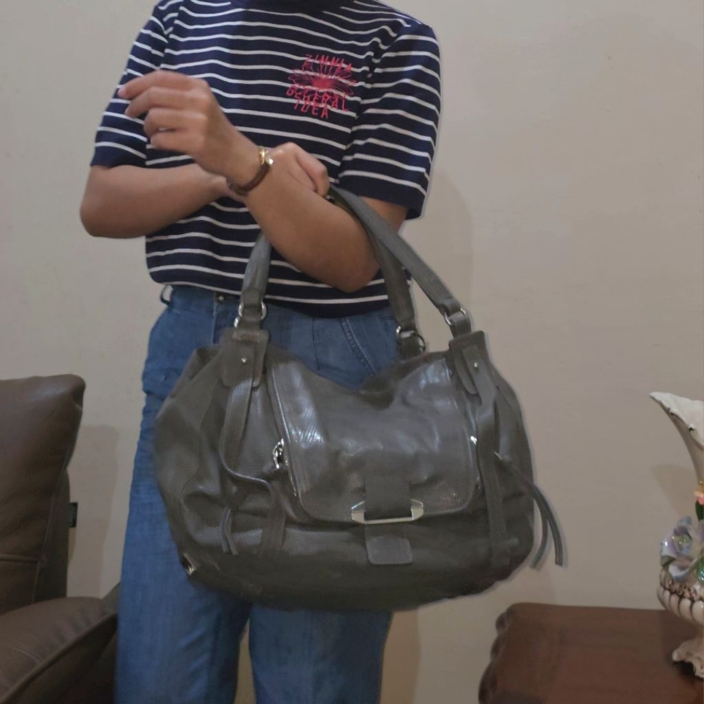 Tas Kooba Abu Preloved/Second