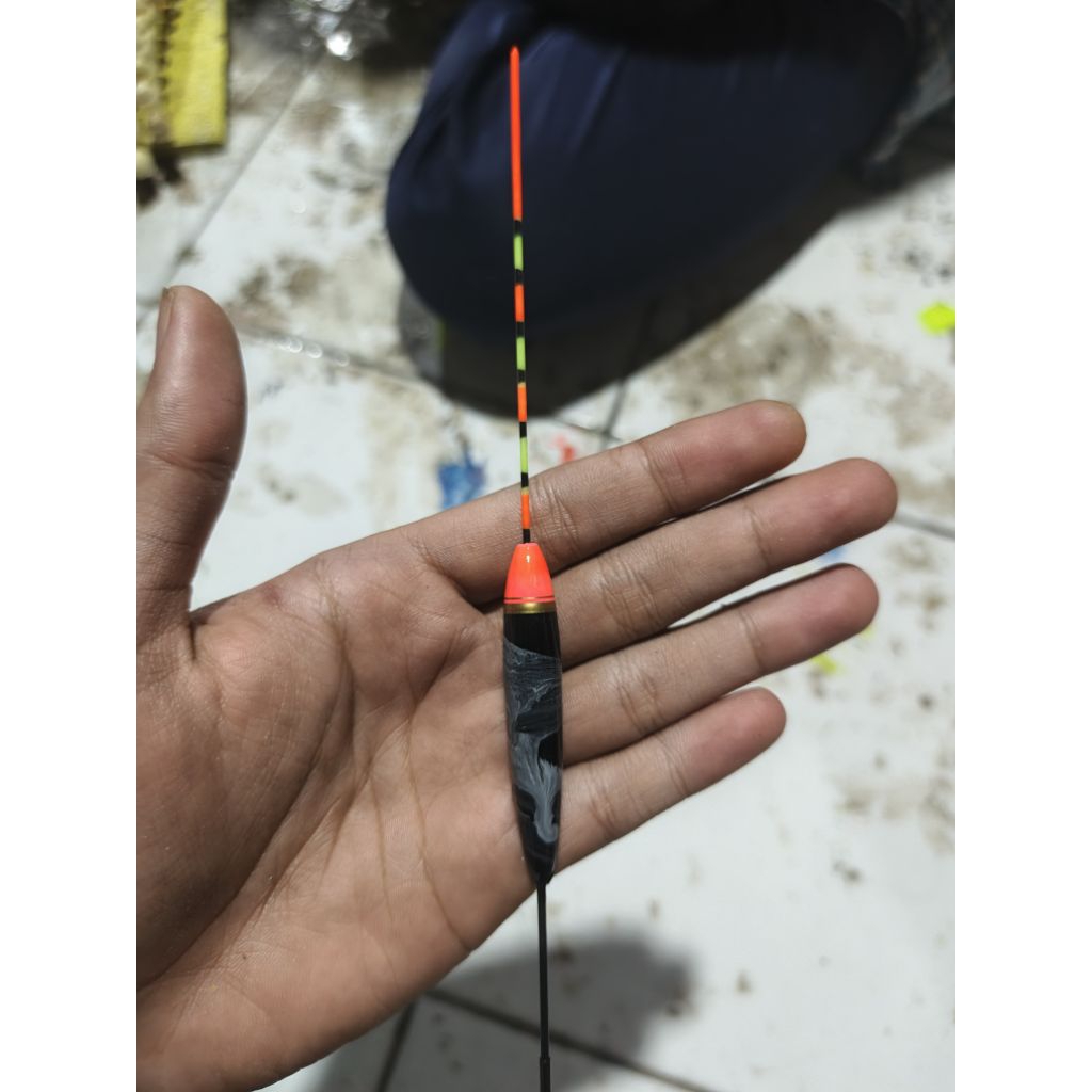 pelampungantibadaii20cmwarnahitam