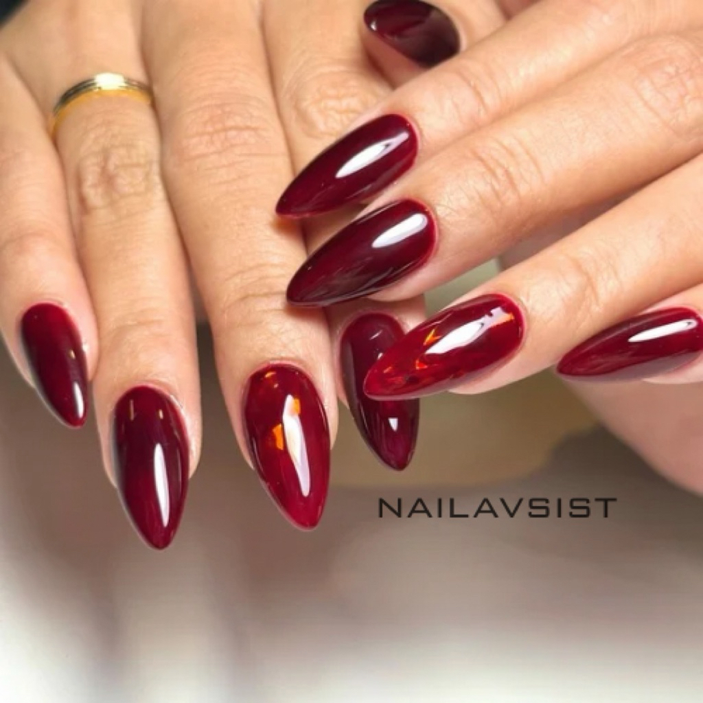 Request design order Press on nails by Nailavsist