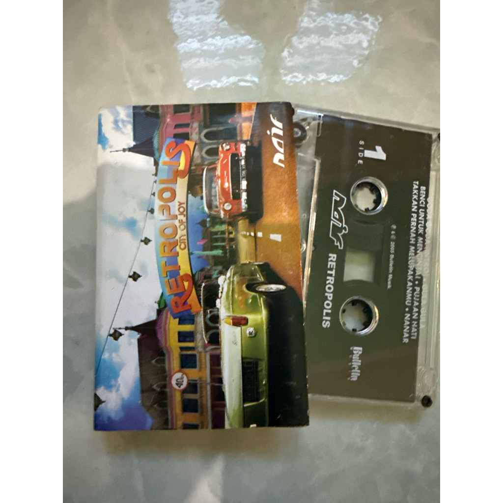 naif retropolis