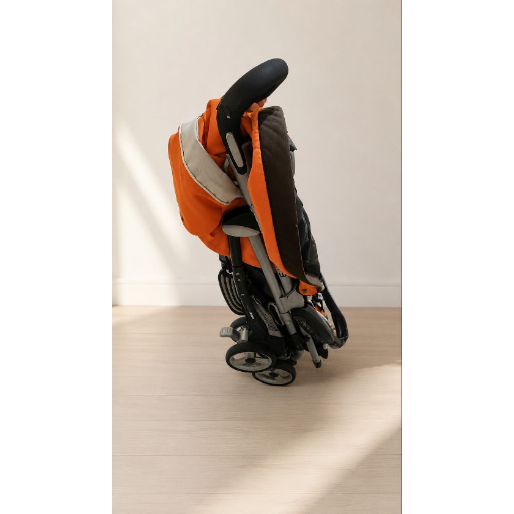 preloved Stroller Peg Perego Pliko P3 Compact
