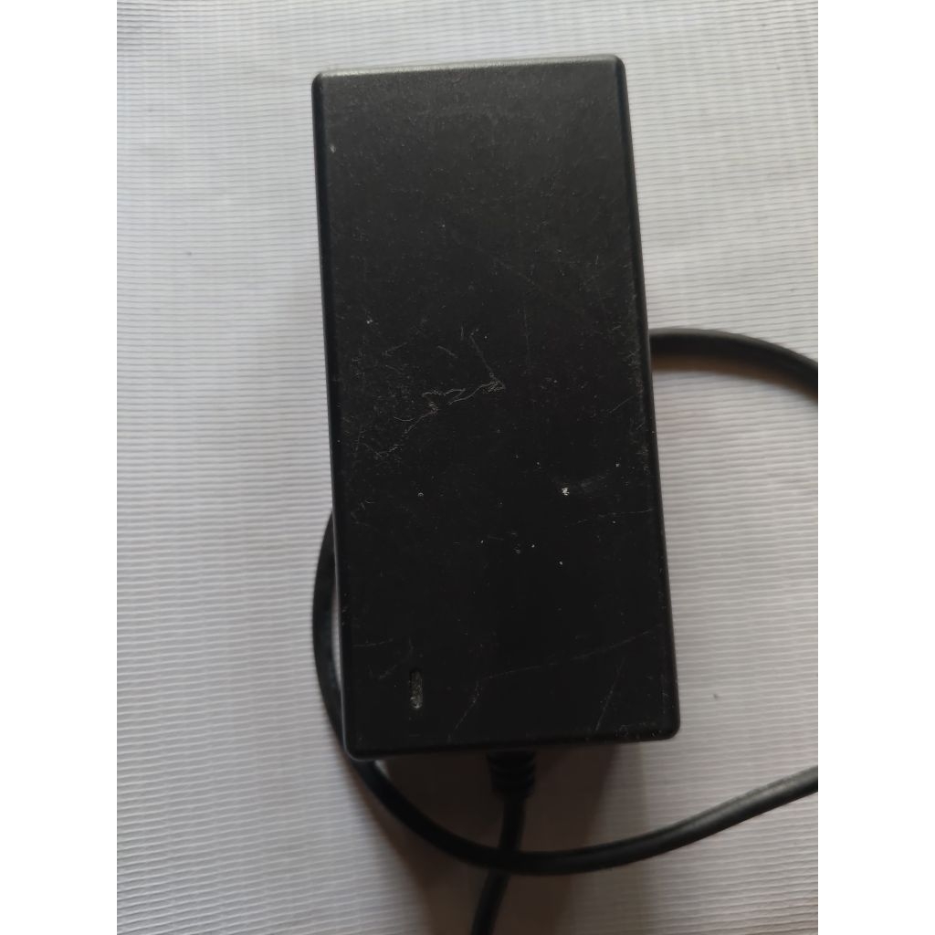 ADAPTOR 12V 3.3A MODEL SW-40W12