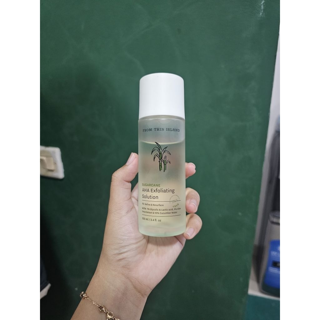 from this island AHA exfoliating solution *preloved