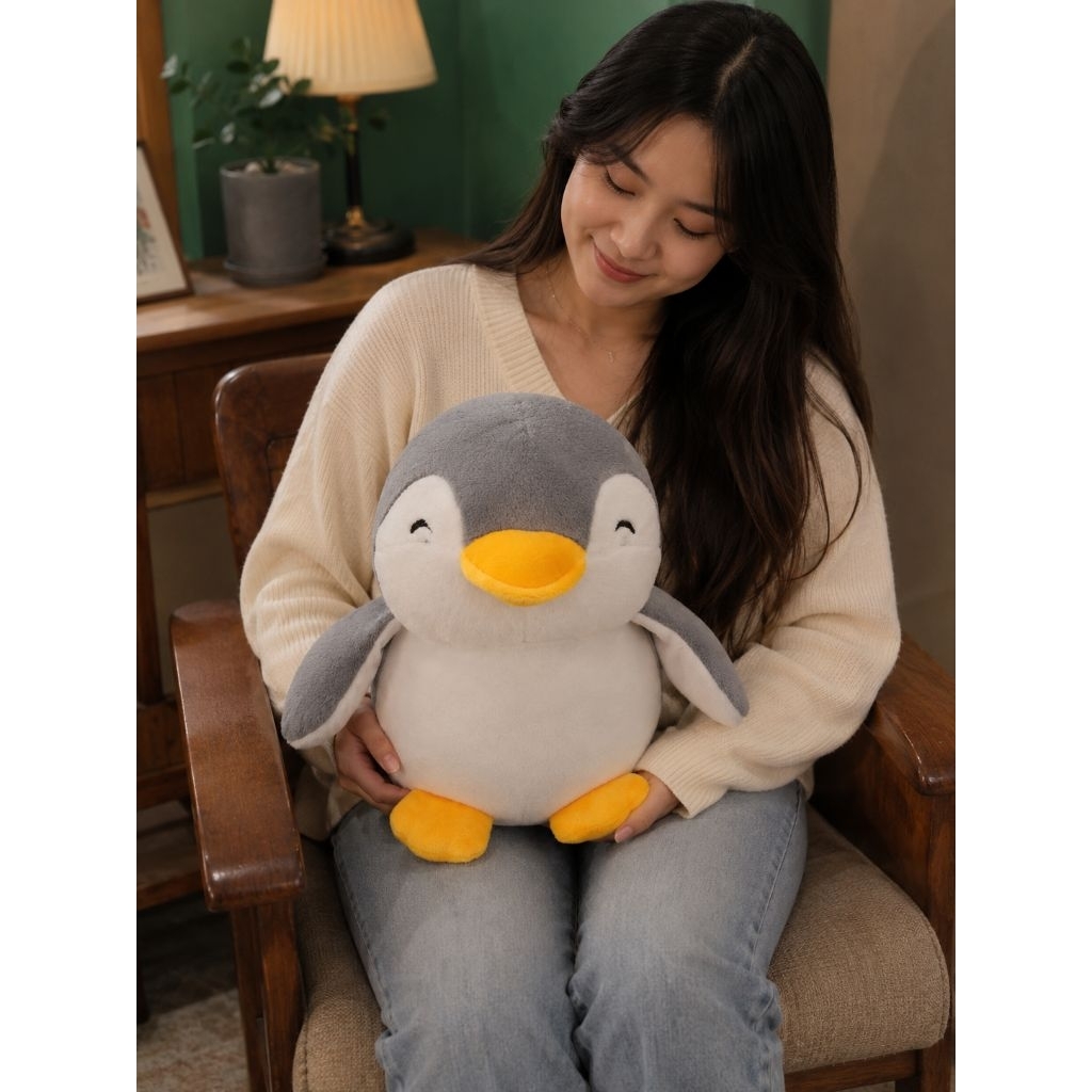 boneka pinguin