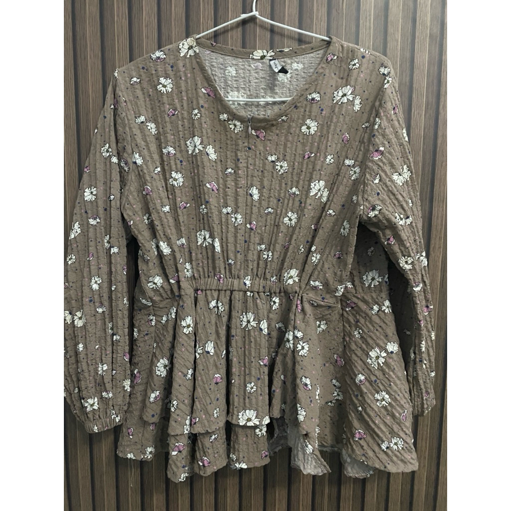 PL Blouse Peplum Coklat