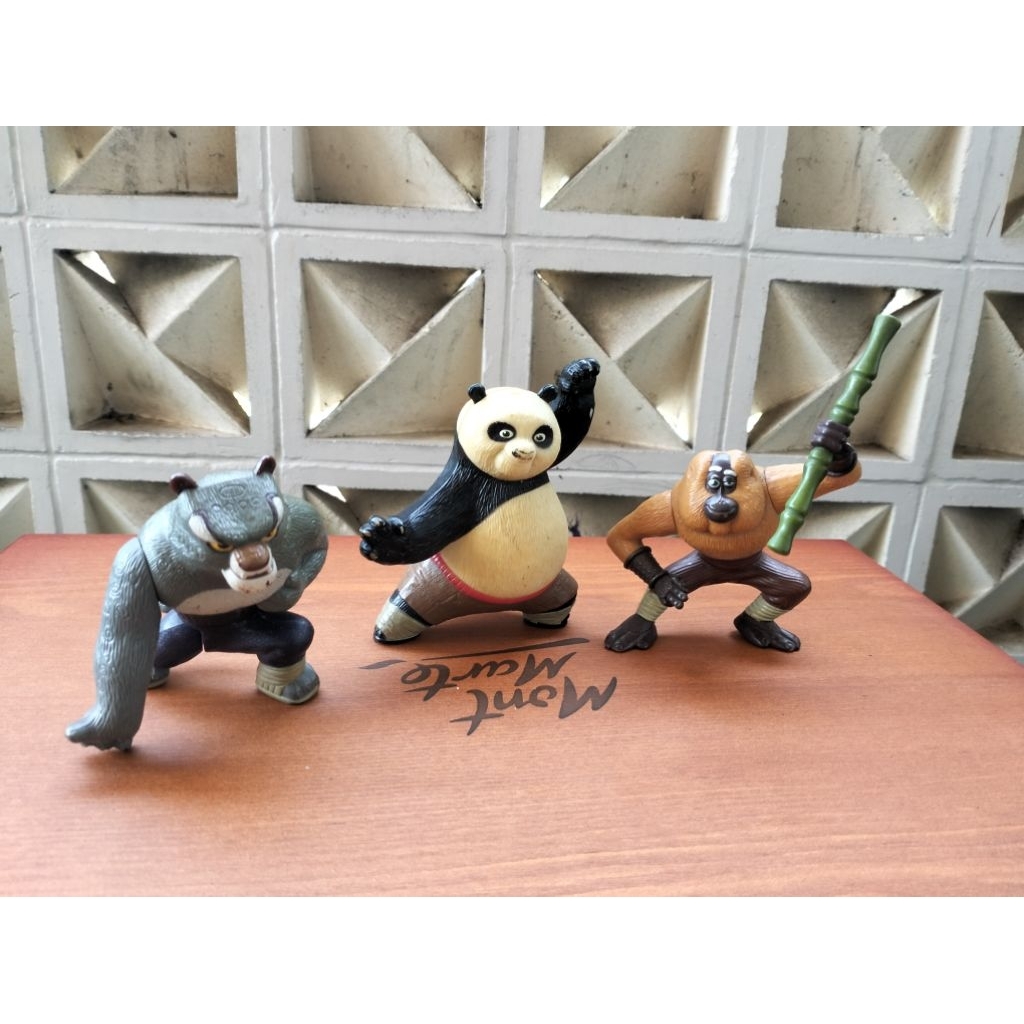 mainan kungfu panda Mcd