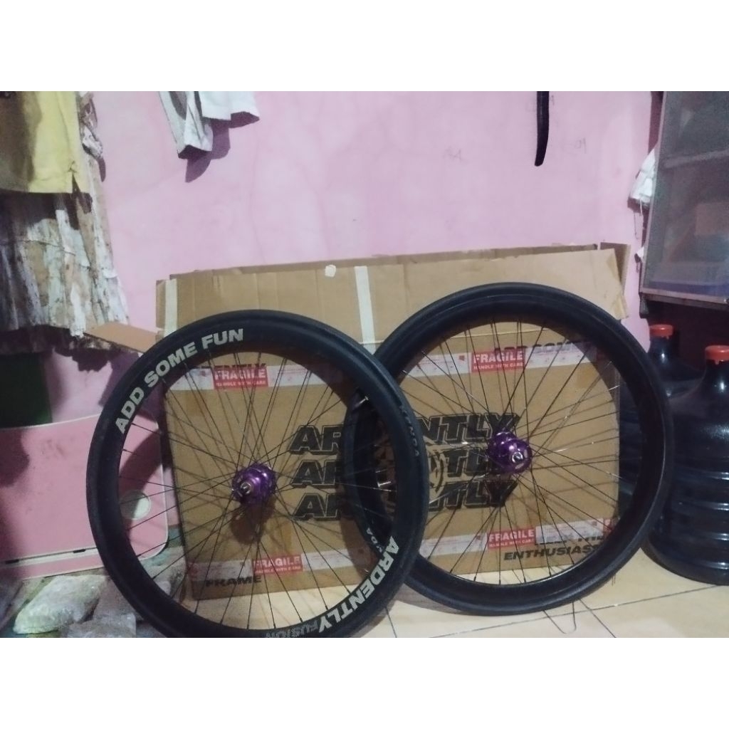 wheelset ardently addsome