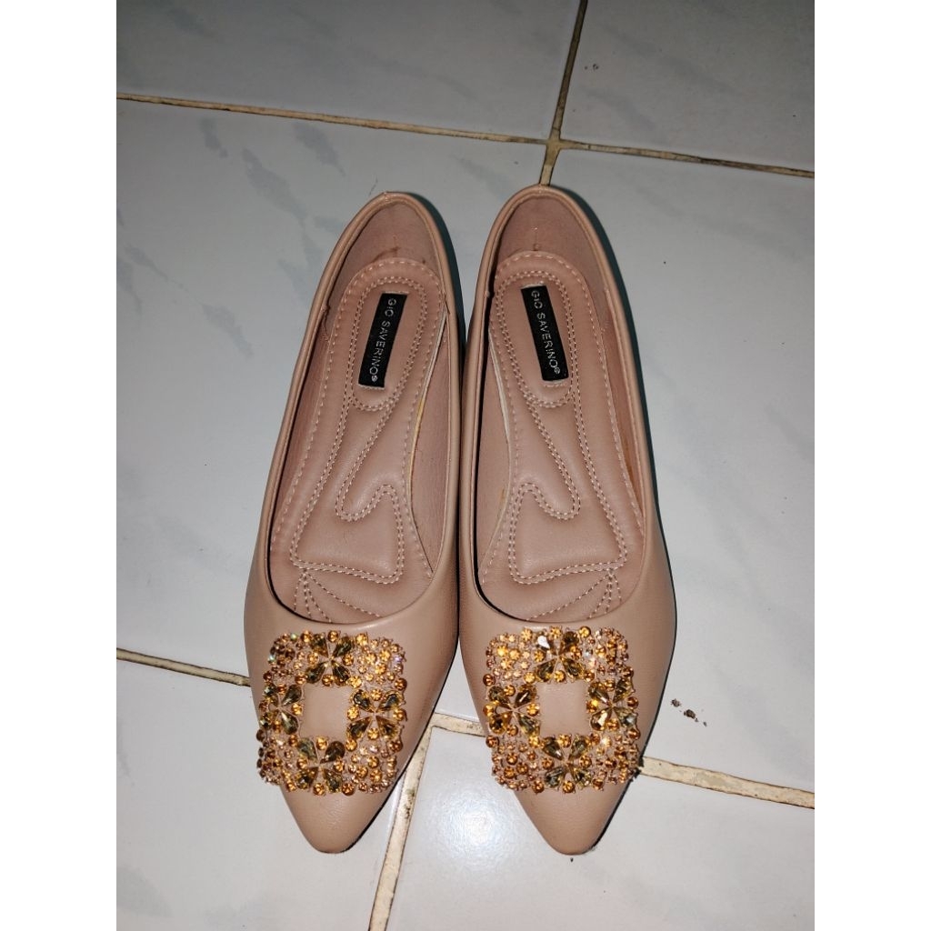 flat shoes preloved