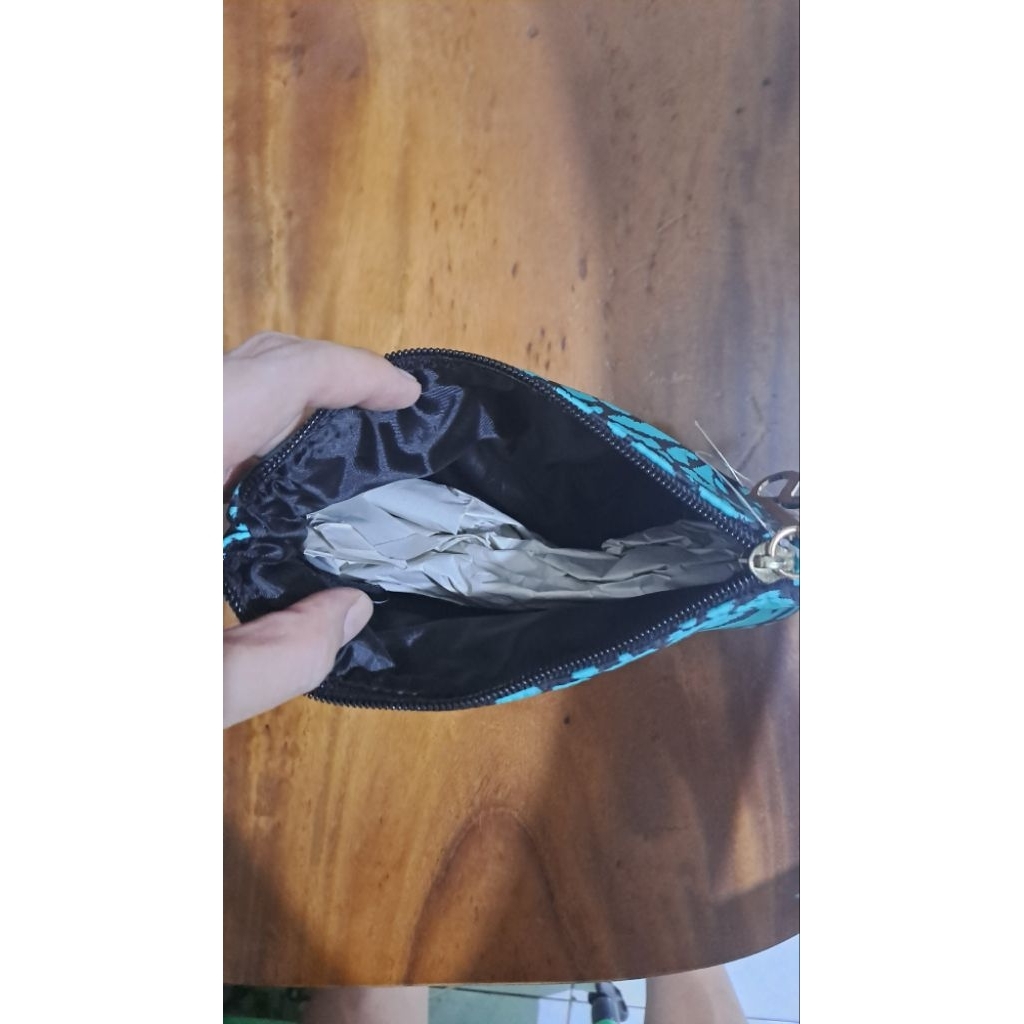 pouch dompet kosmetik makeup vs