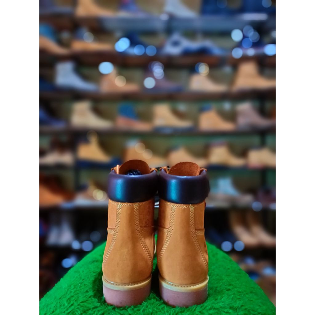sepatu boot pria