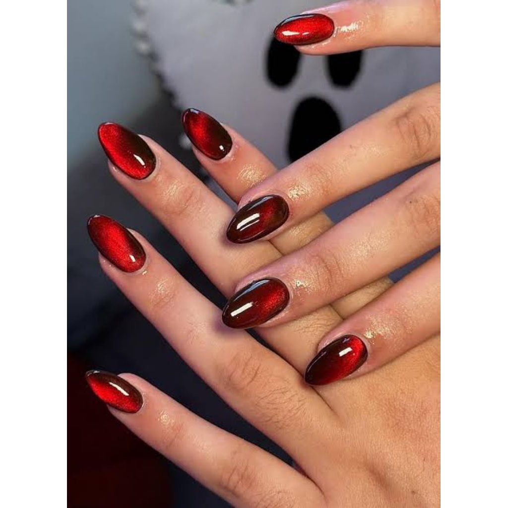 Red Glass Cateye Nails