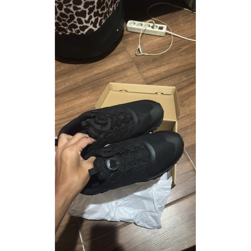 sepatu pdl