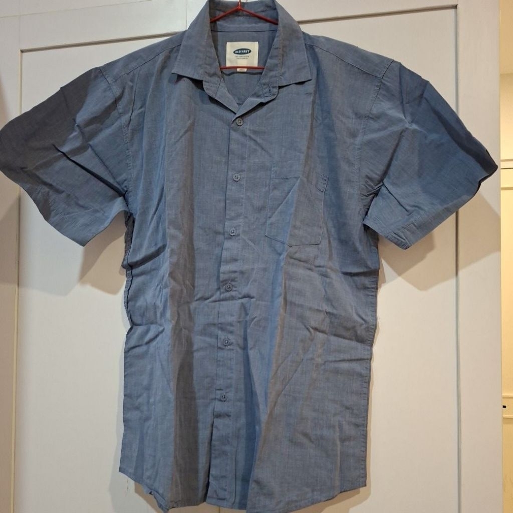 Kemeja Biru