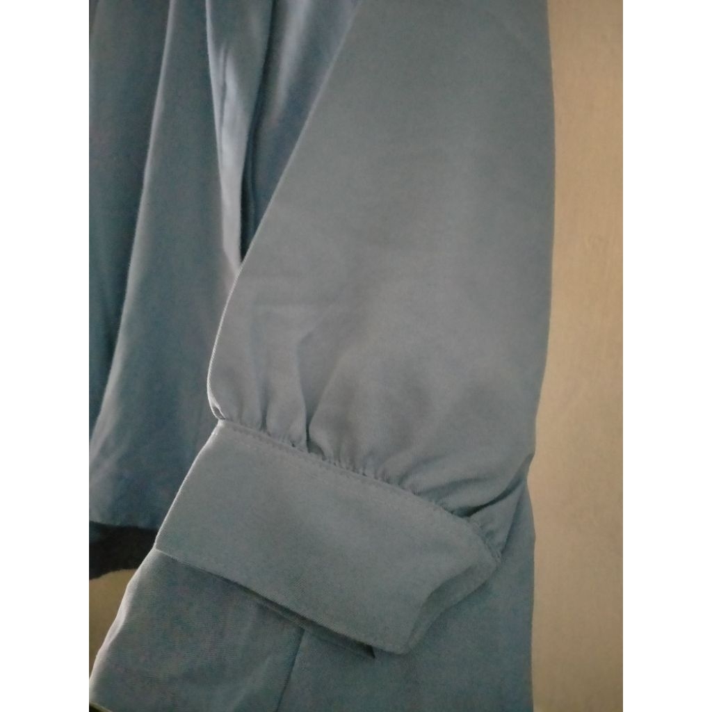 BLOUSEATASANWANITAKEKINIAN