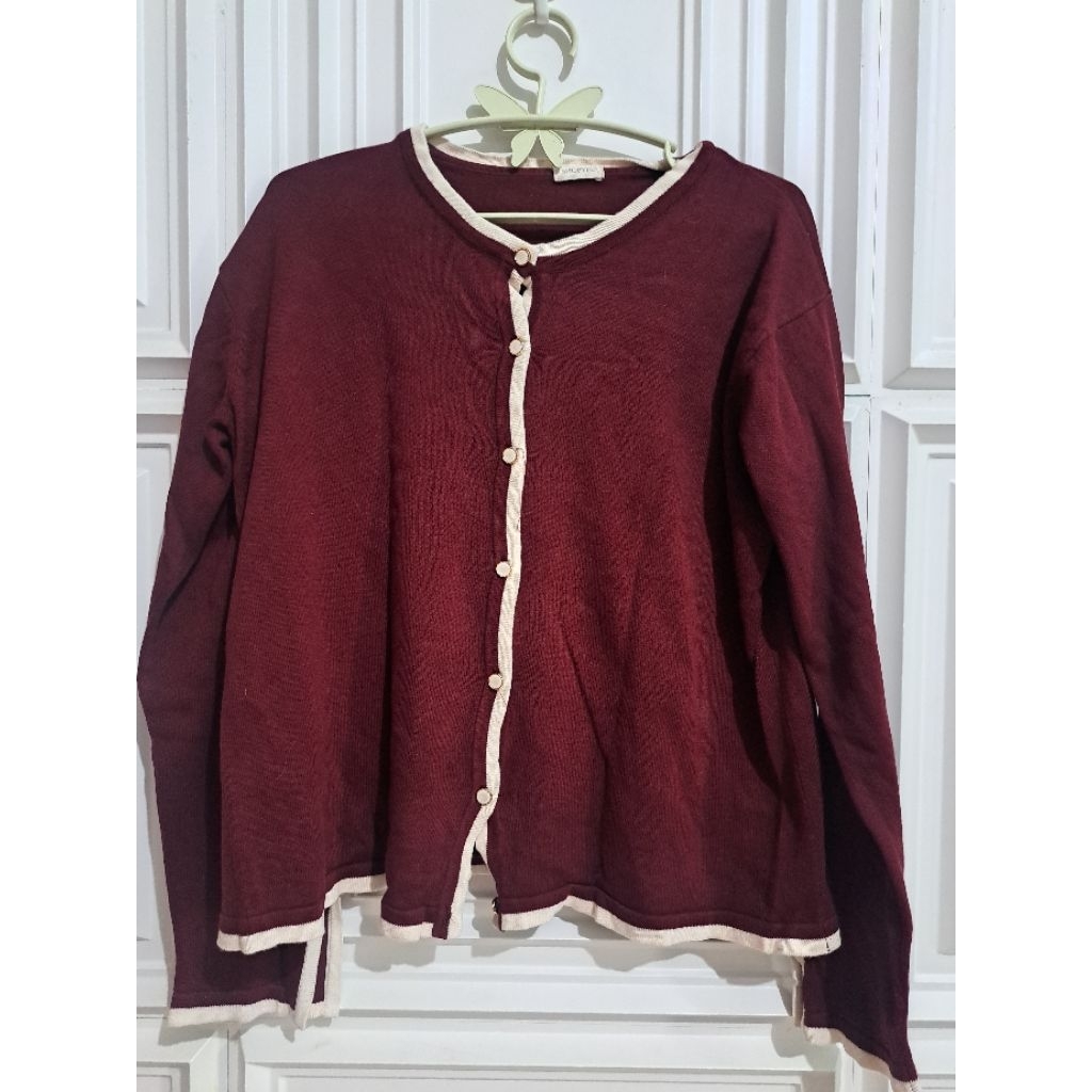 pre cardigan maroon