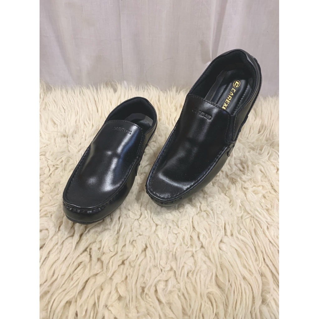 Sepatu Pria