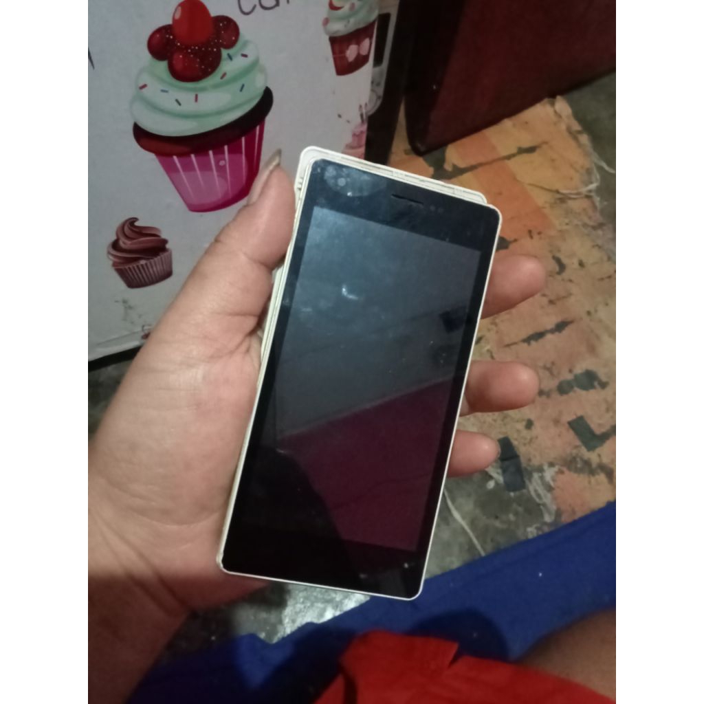 lcd Polytron 2457 ORI copotan normal