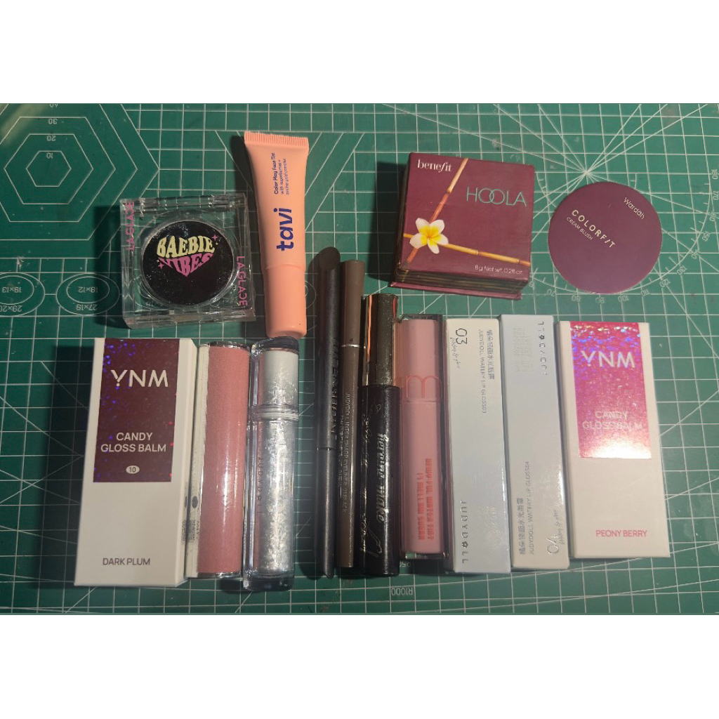 MAKE UP PRELOVED