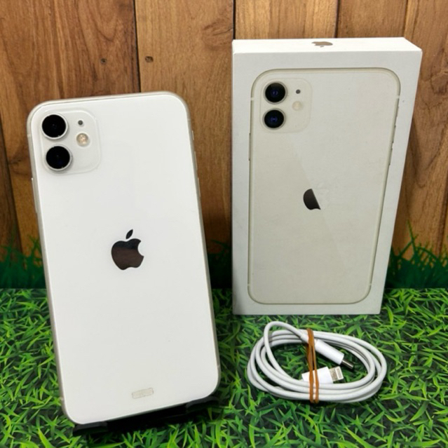 iPhone 11 ex ibox 64GB