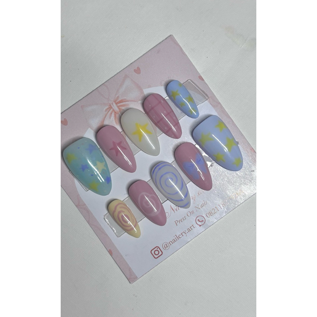 CUSTOM PRESS ON NAILS