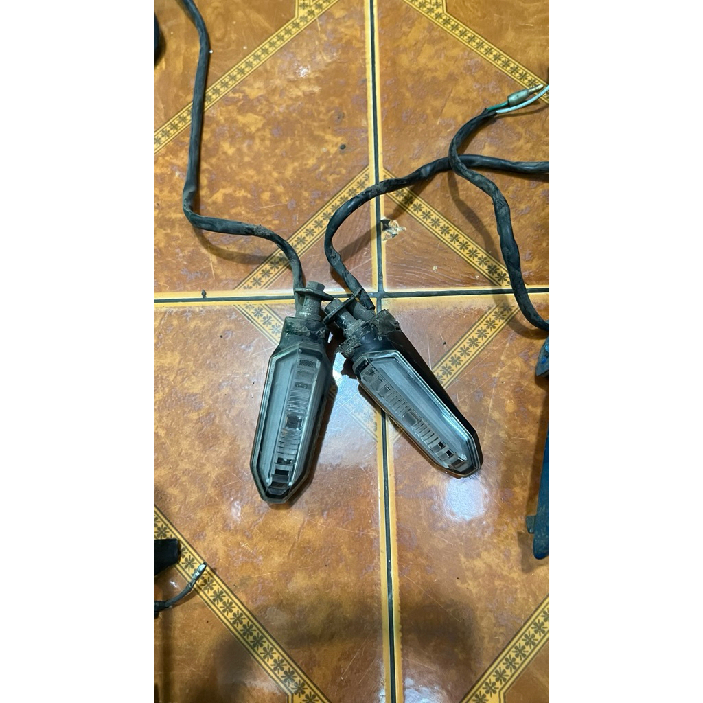 lampu sein cb vario