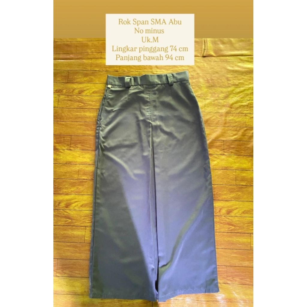 Preloved Baju Sekolah