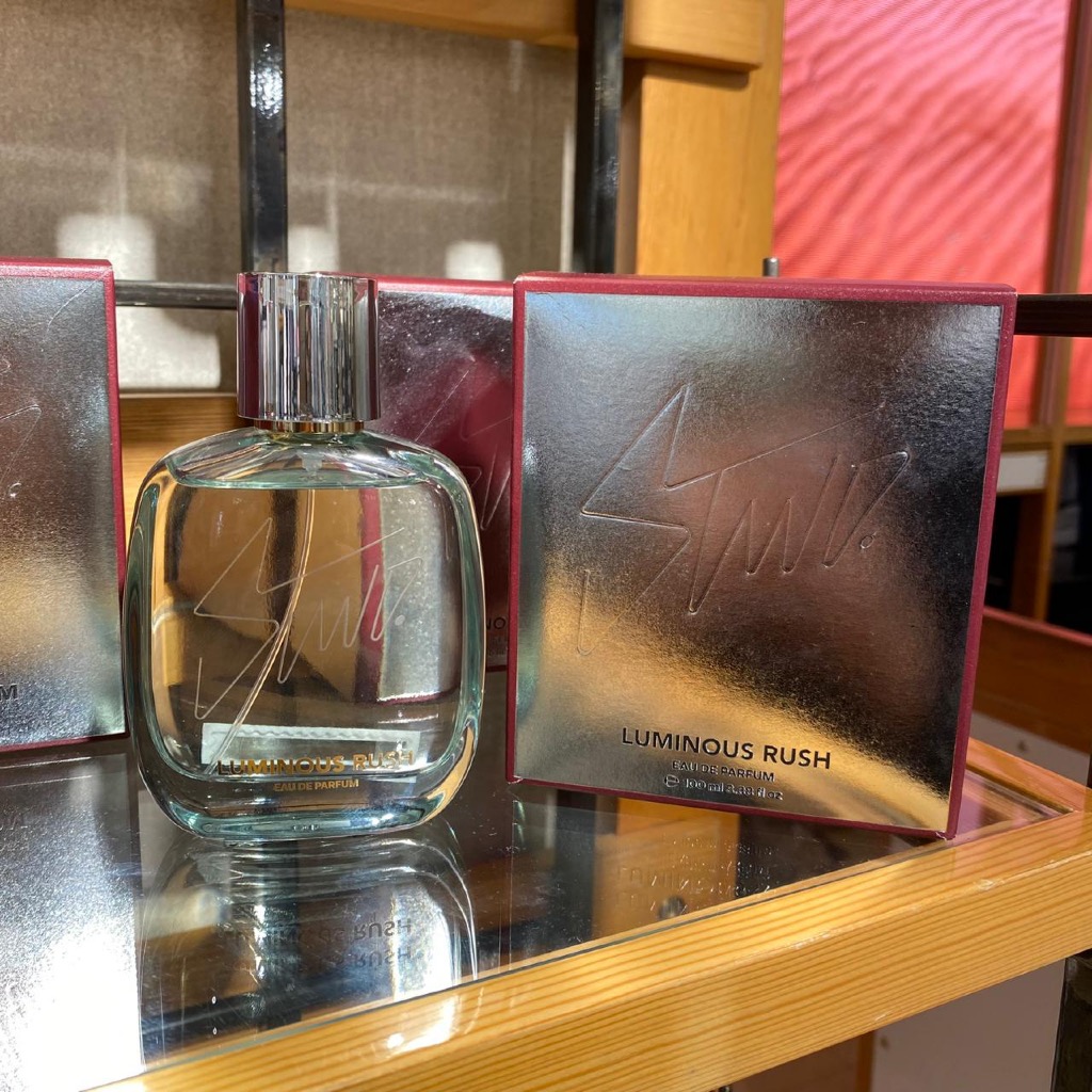 Jastipp. Luminous Rush Pull&Bear Eau de Parfume (Woman)