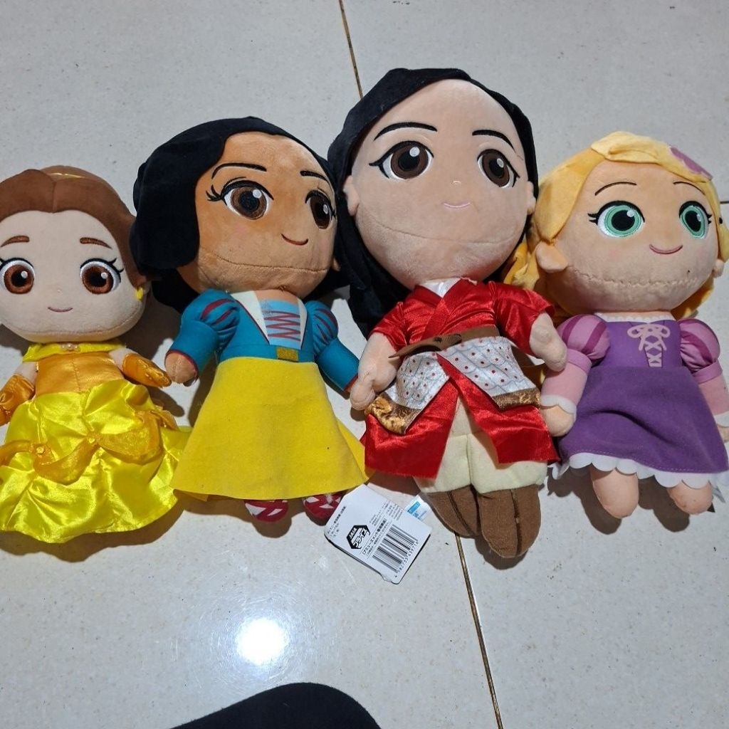 BONEKA PRINCESS