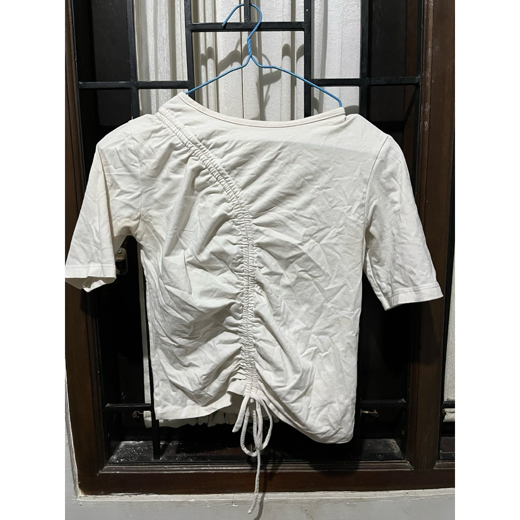 WHITE TOP/CROP TOP