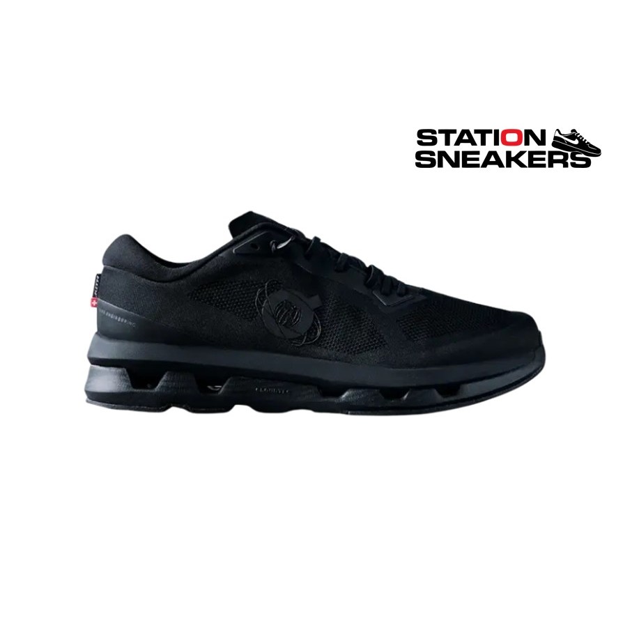 Sepatu On Running Cloudzone Kith Black