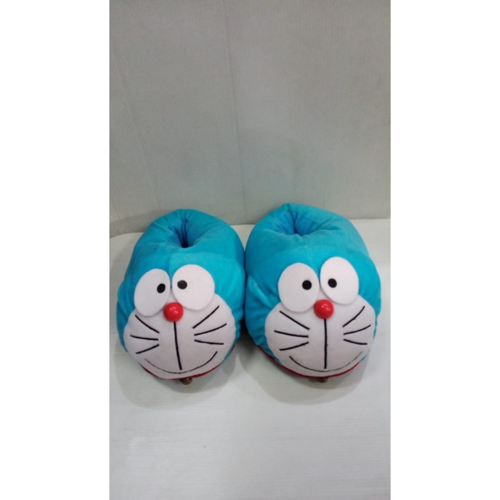 Sepatu Kamar Doraemon Lucu