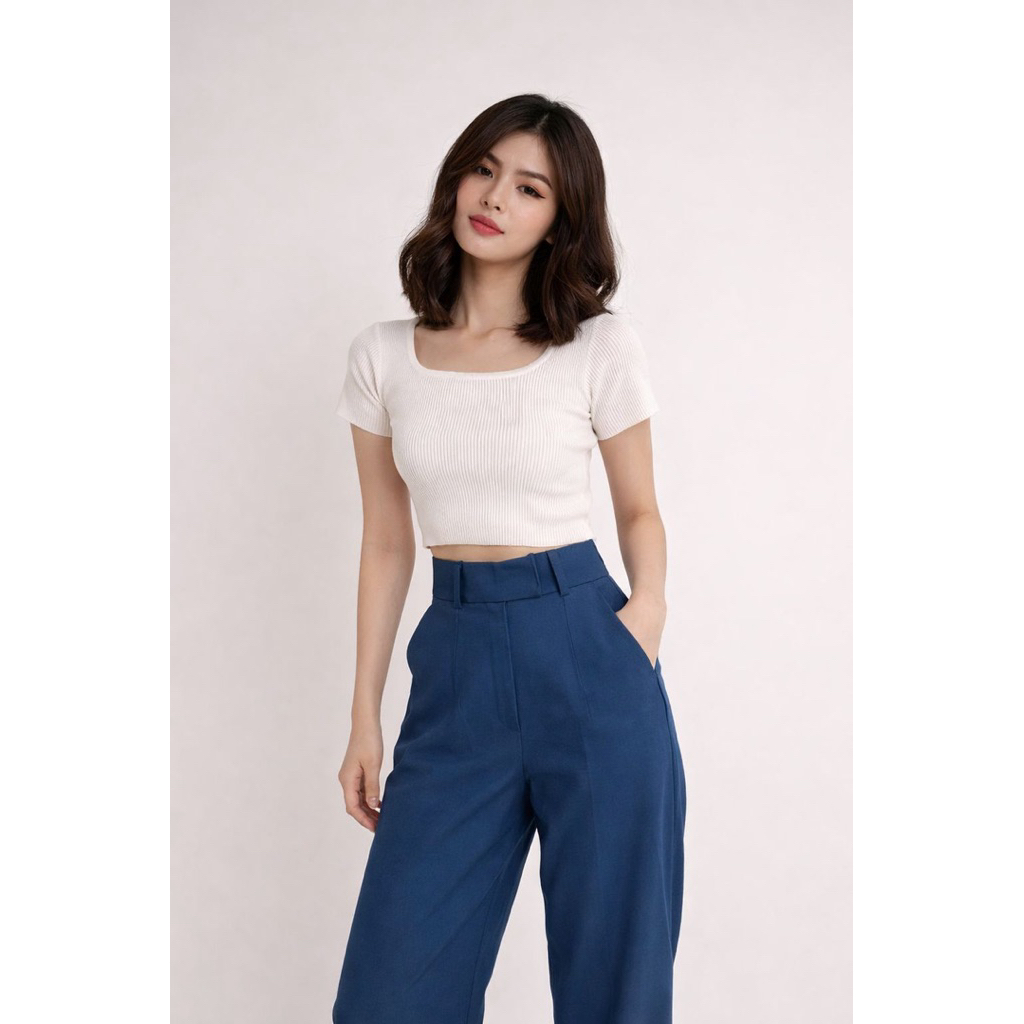 READY STOCK‼️JUNE TOP