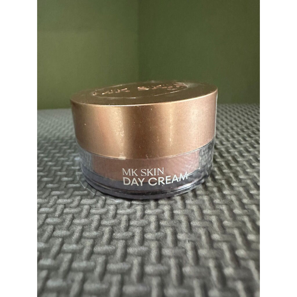 day cream mk skin