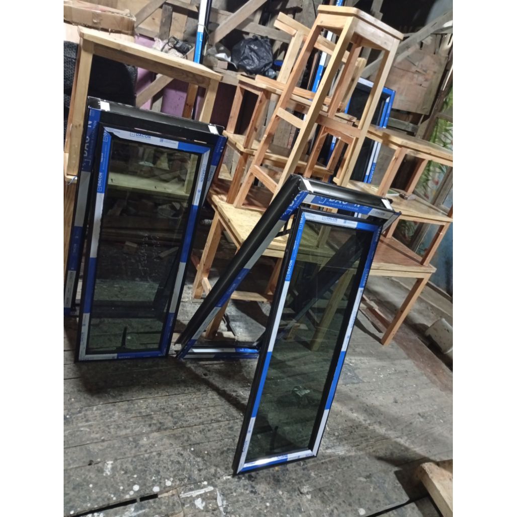 Jendelah aluminium