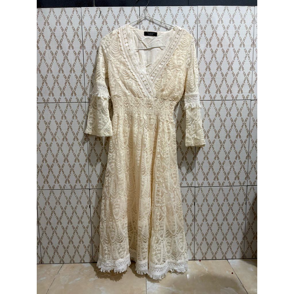 Dress Broken White