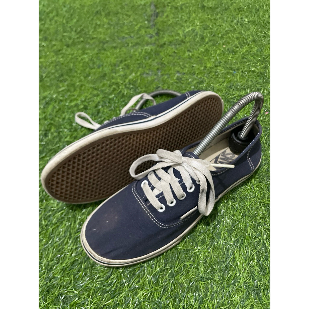 sepatu vans authentic size 38